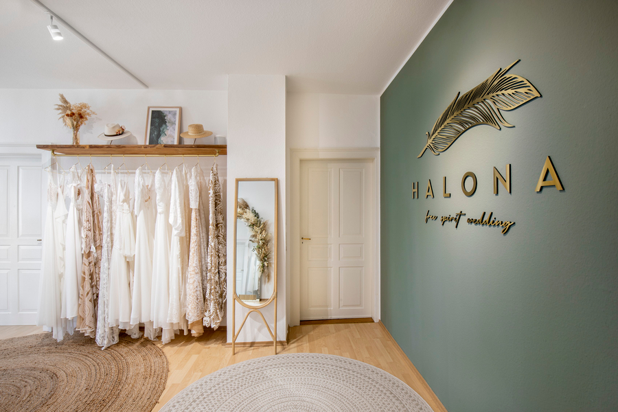 Titelfoto von HALONA wedding | Boho Brautmode Allgäu